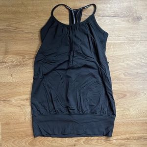 Lululemon Size 4 Tank With Built In Bra